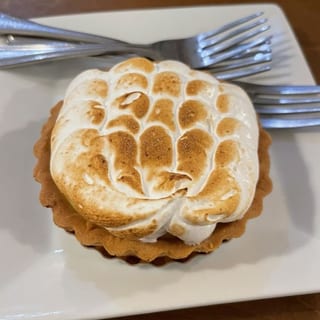 Lemon Meringue Tart
